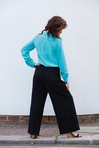 OLIVIA SILK CREPE BLOUSE IN TURQUOISE