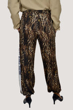 Load image into Gallery viewer, LICIA TROUSERS IN LEOPARD WOOL