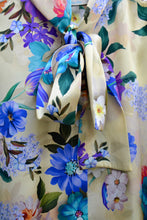 Load image into Gallery viewer, FIORE SILK SATIN BLOUSE WITH SCARF