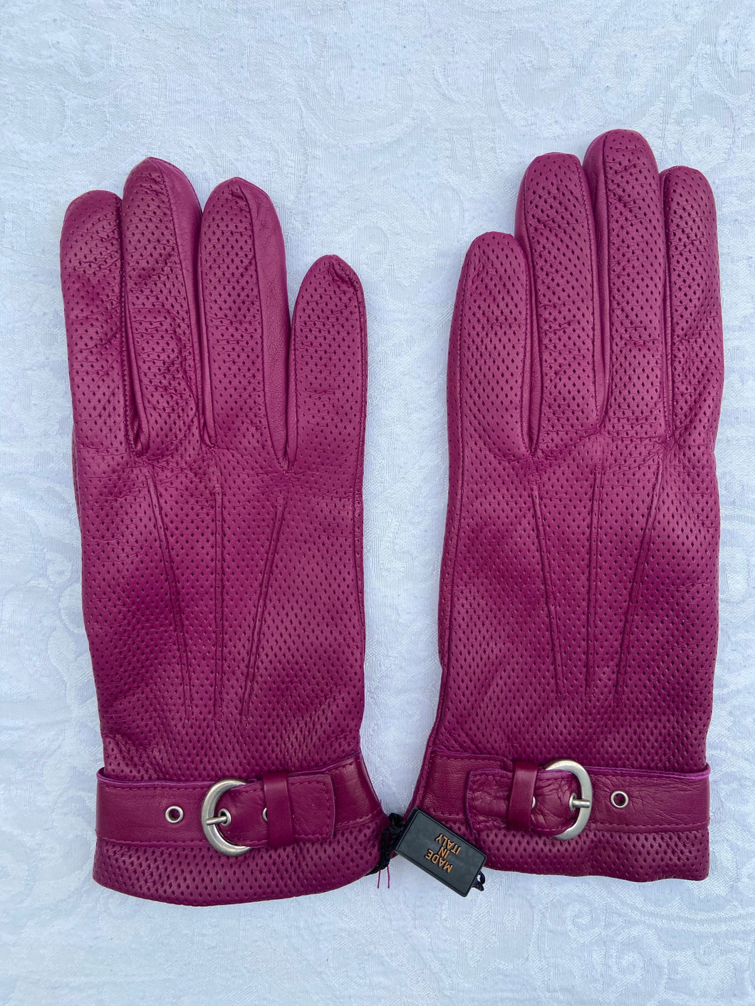 Real Leather Raspberry Gloves with Cashmere Lining
